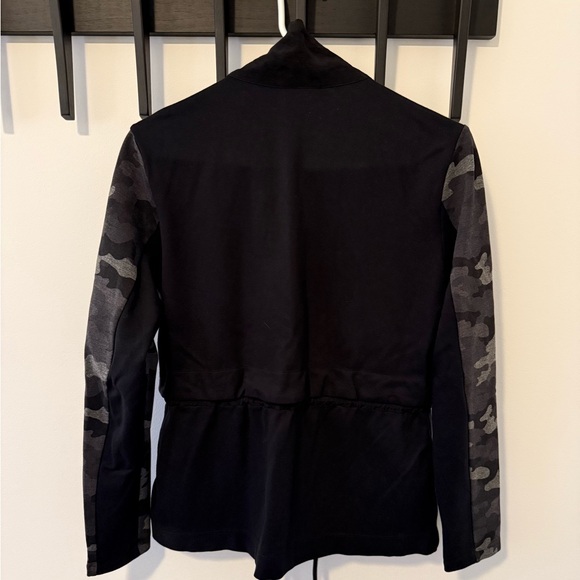 CAbi ATC Jacket - Picture 6 of 6